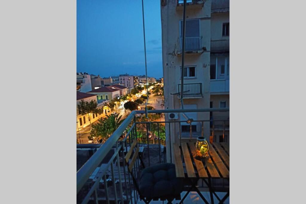 Blue Tourmaline Downtown Flat Lägenhet Kalamata Exteriör bild